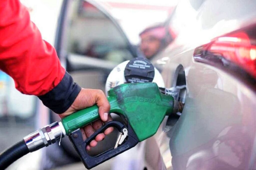 سعر البنزين في الإمارات 2022 لشهر اغسطس